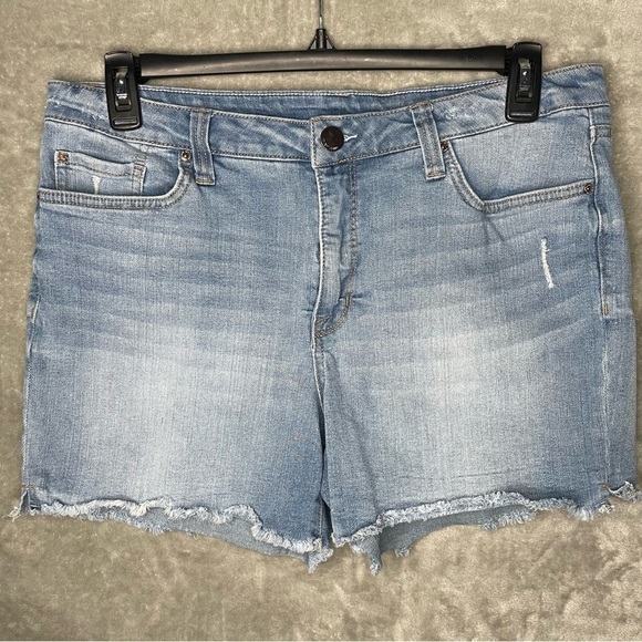 Seven 7 Weekend Short Blue Distressed Cutoffs Zip Up Mid-Rise w/ Pockets Size 14 - Picture 1 of 6
